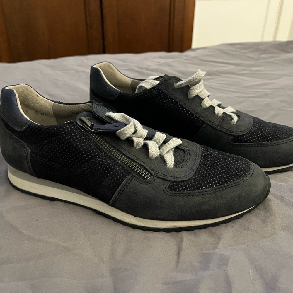 Paul Green Navy Blue Sneakers w/ Zipper Detail